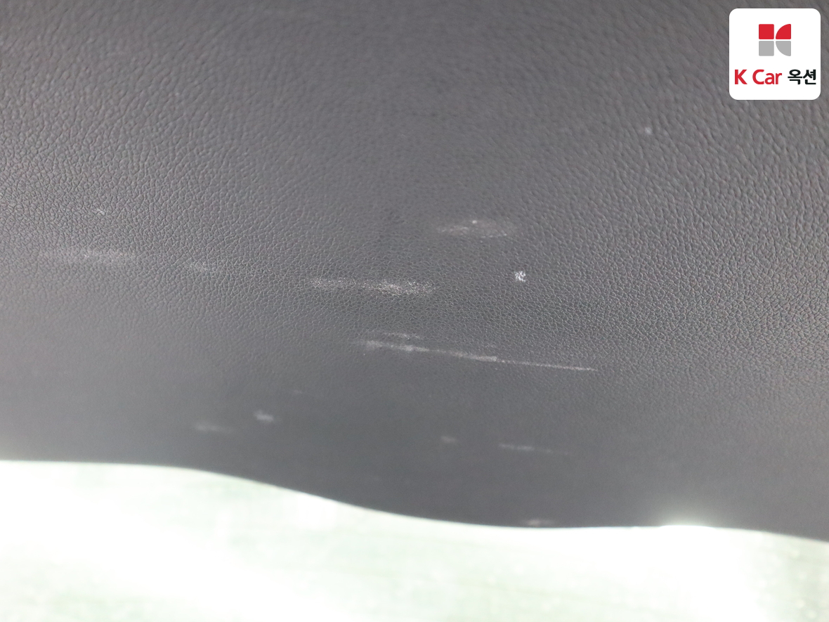 جينيسيس GV70 2023 - صورة 26