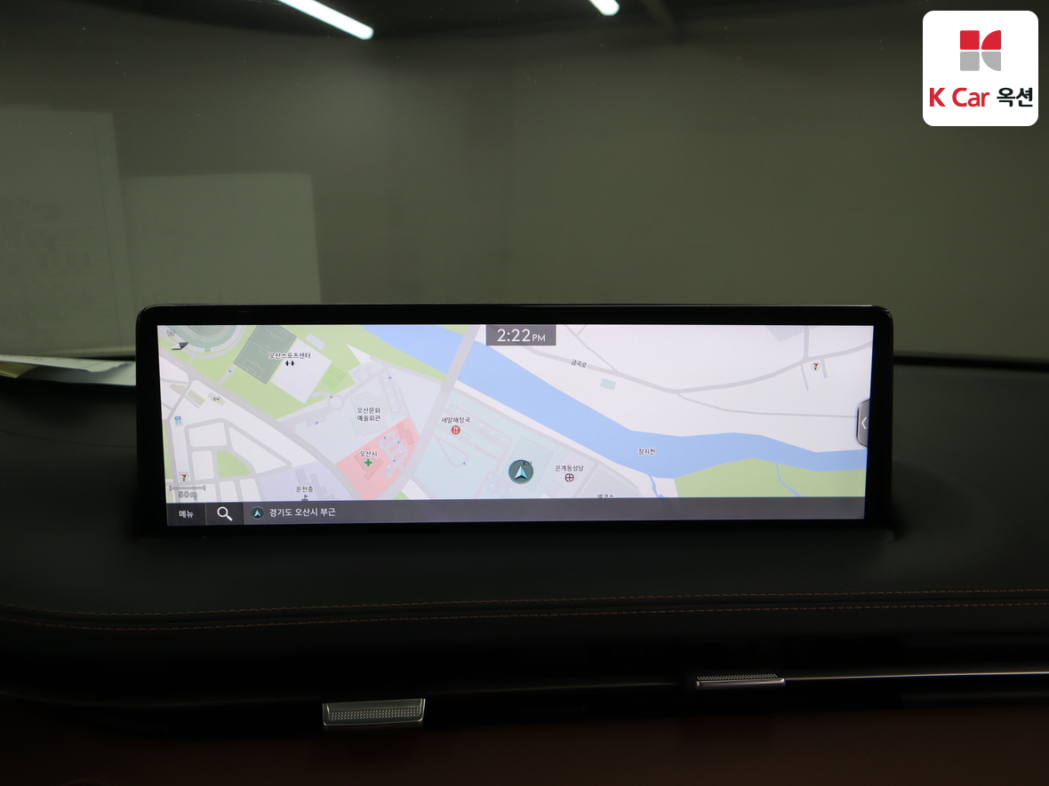 جينيسيس GV70 2023 - صورة 14