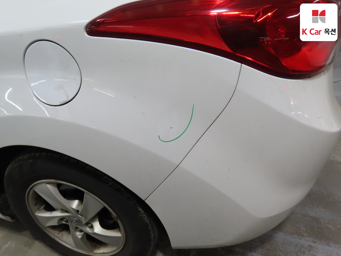 هيونداي إلانترا 2011 - صورة 38