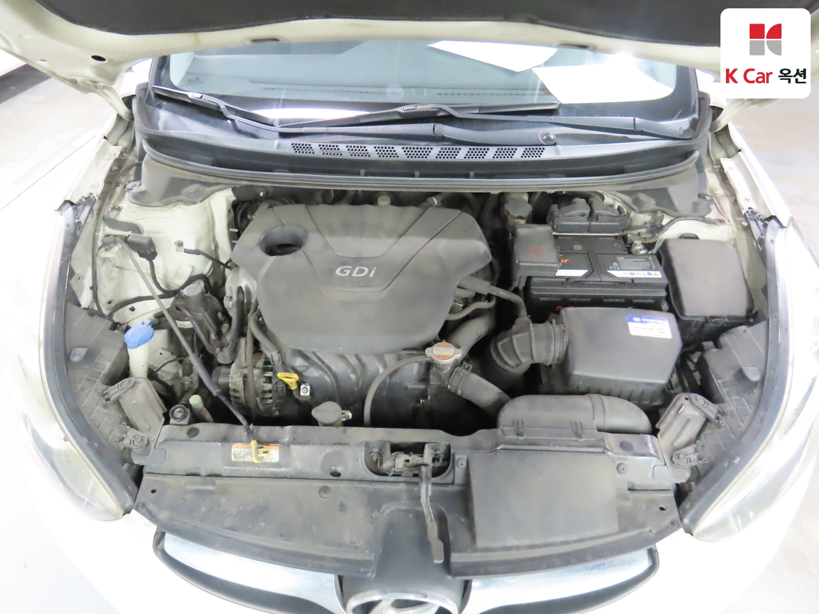 هيونداي إلانترا 2011 - صورة 31