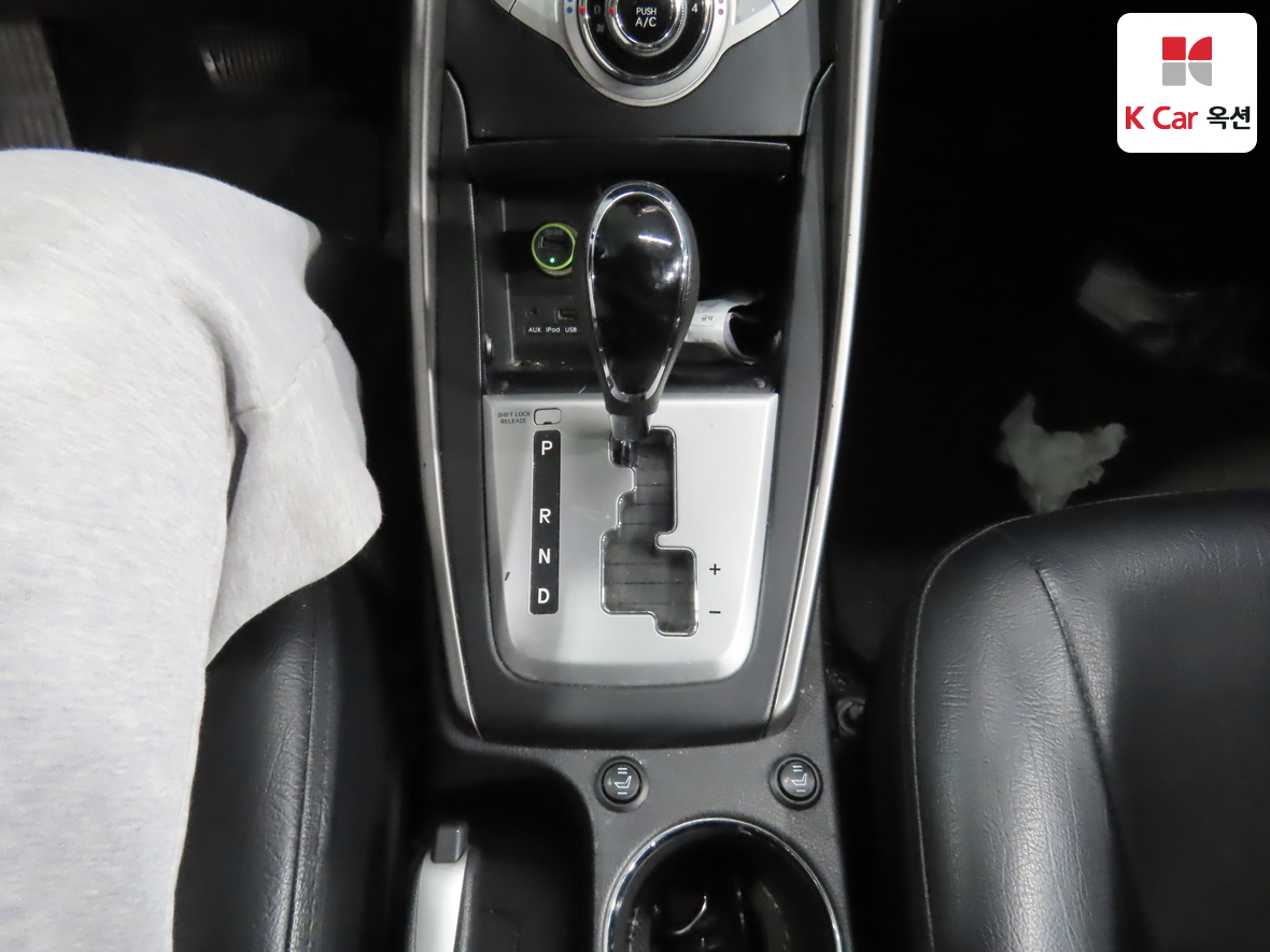 هيونداي إلانترا 2011 - صورة 15