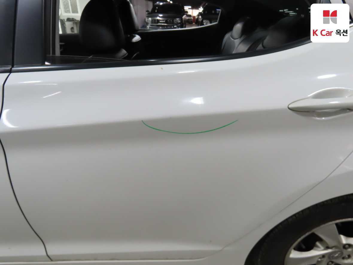 هيونداي إلانترا 2011 - صورة 37