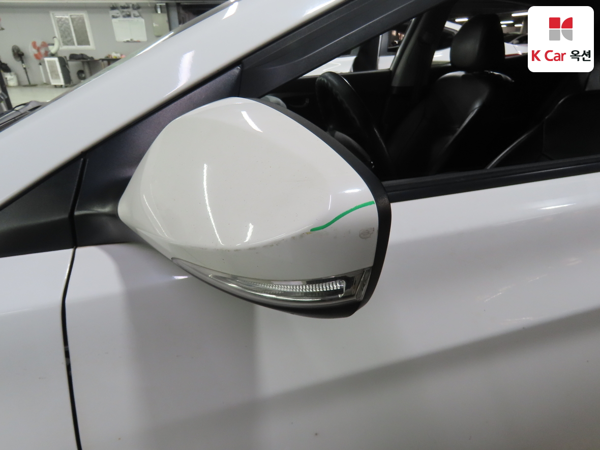 هيونداي إلانترا 2011 - صورة 33