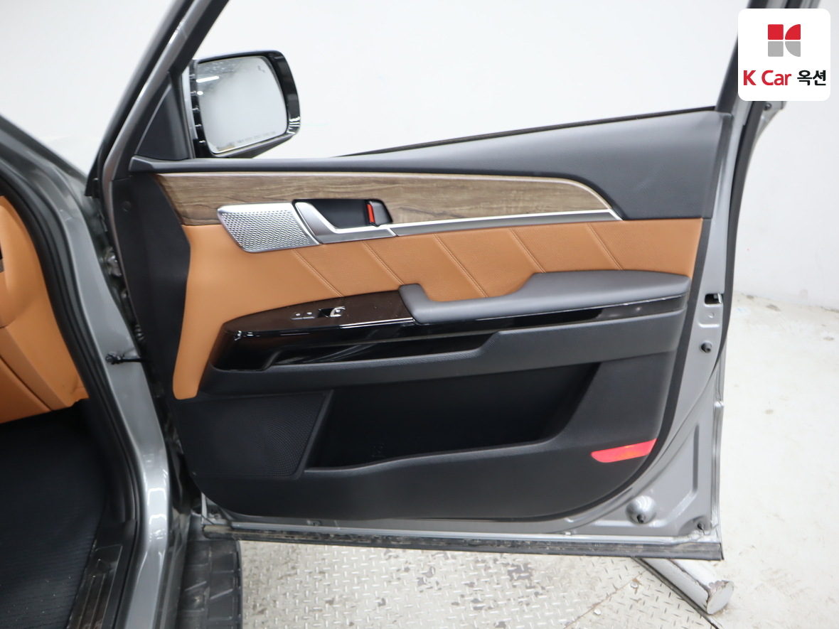 Kia Mohave 2022 - Image 30