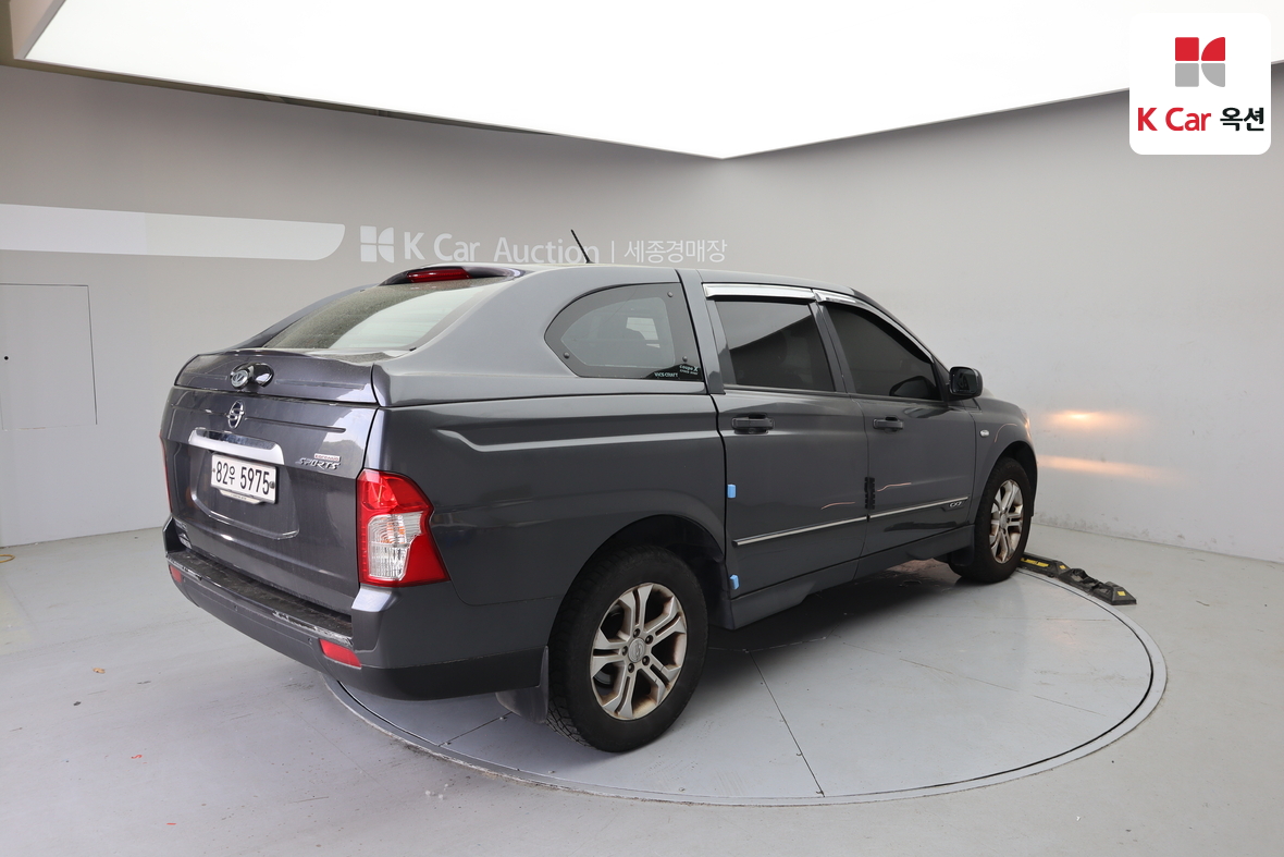 KG Mobility Korando Sports - 2