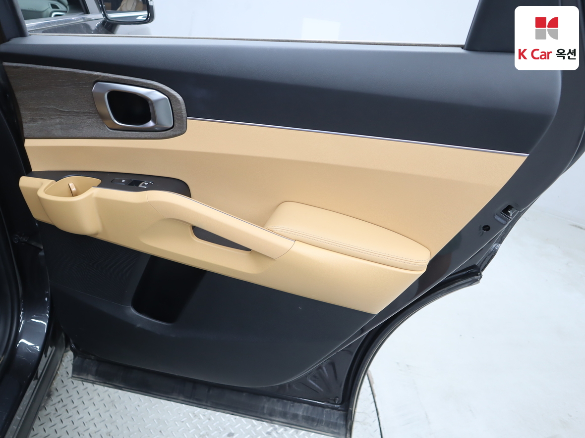 Kia Sorento 2023 - Image 27