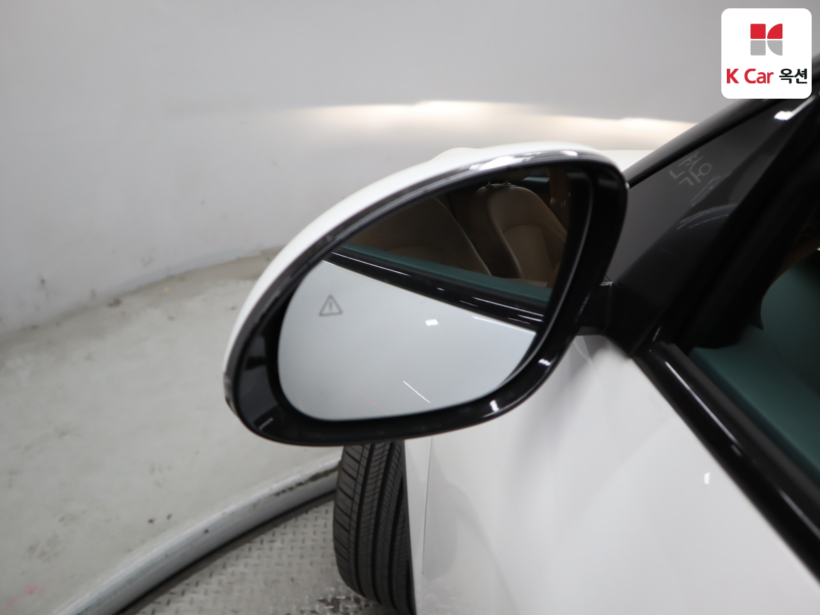 Genesis GV60 2022 - Image 21