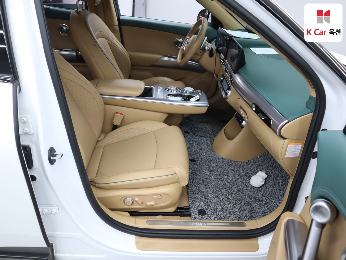 Genesis GV60 2022 - Image 30