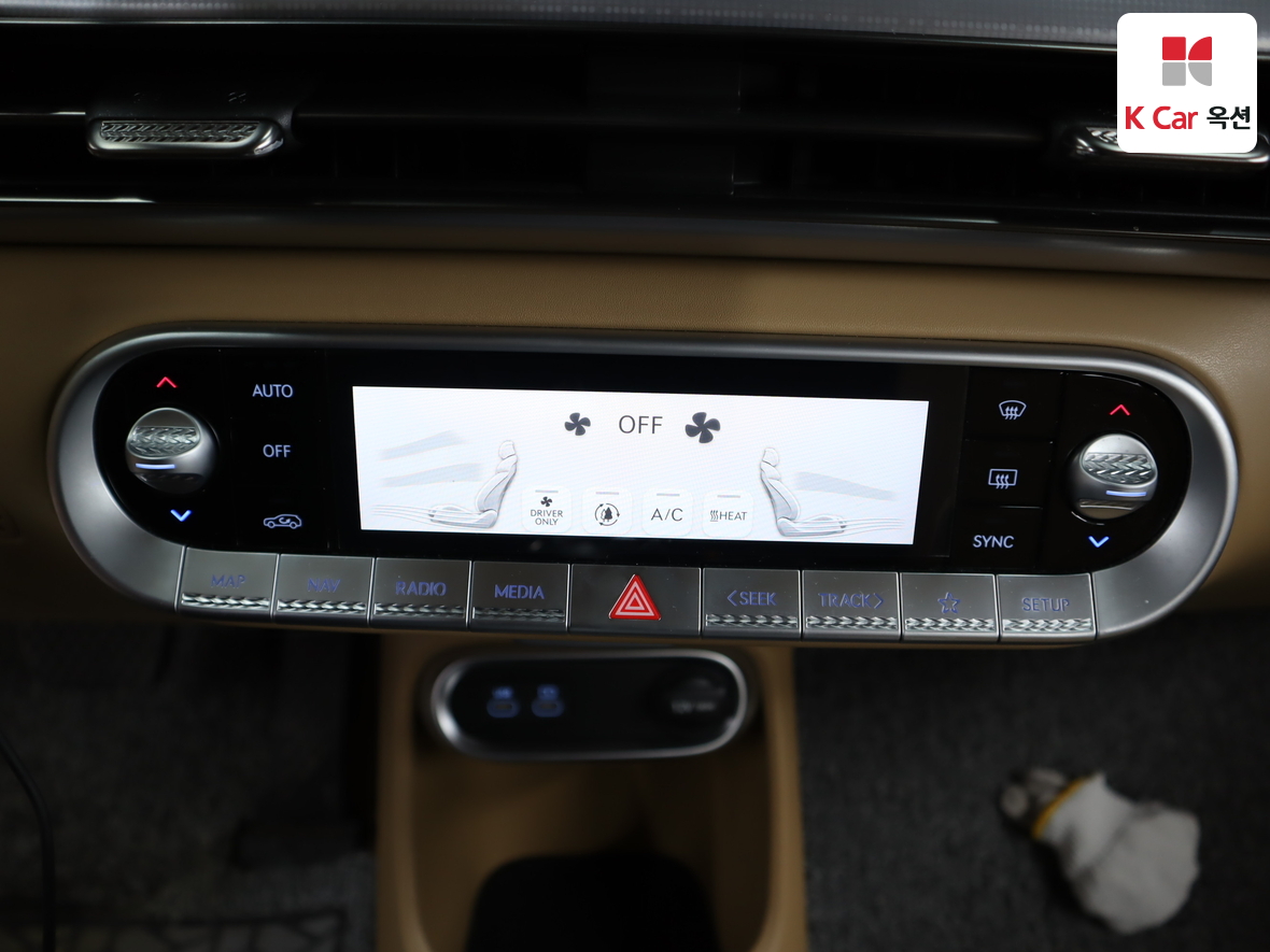 Genesis GV60 2022 - Image 15