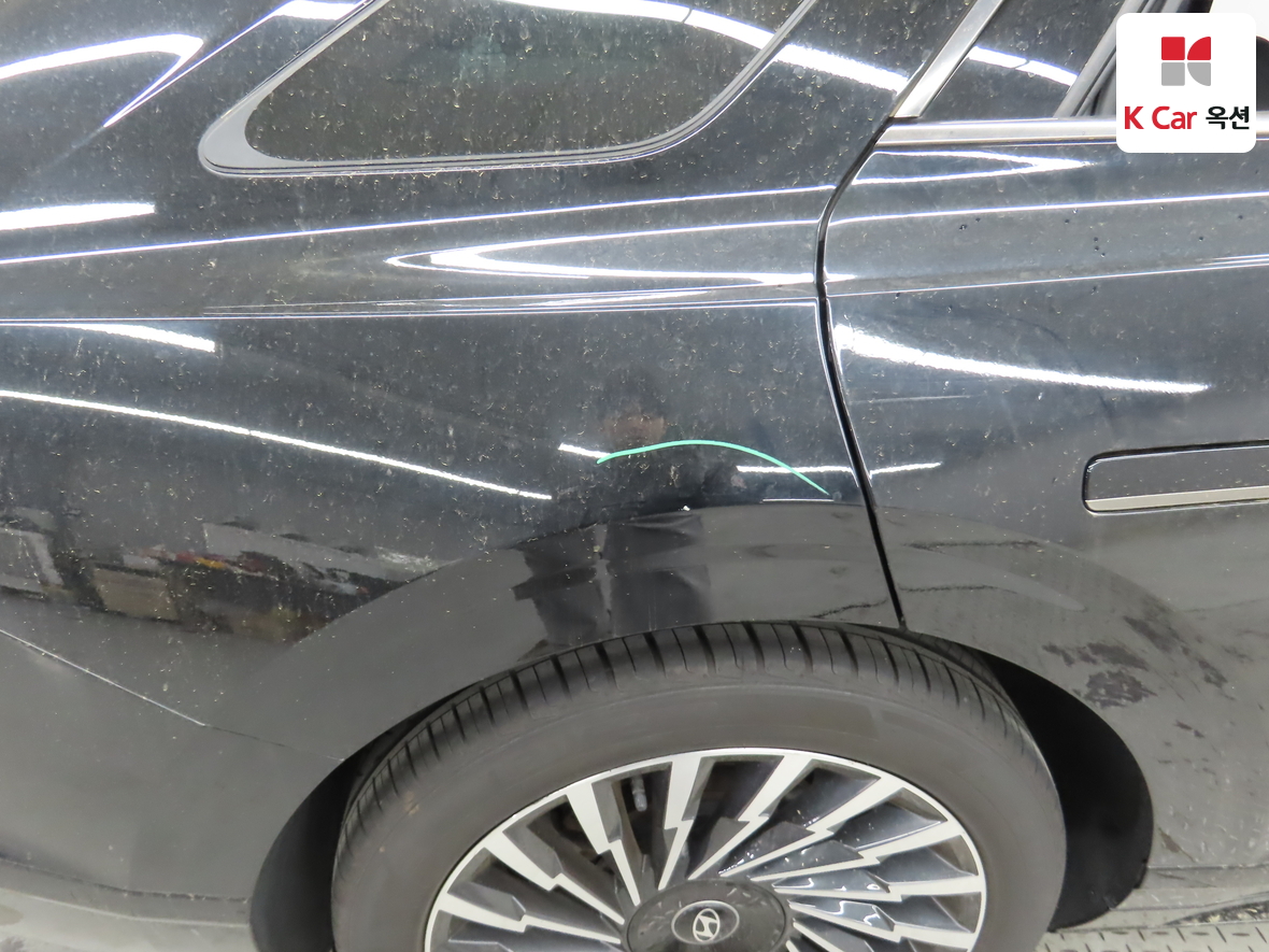 Hyundai AZERA 2023 - Image 37