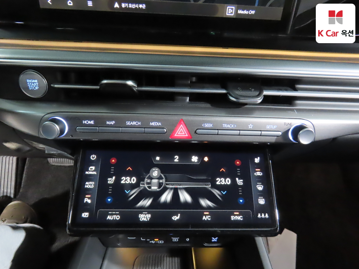 Hyundai AZERA 2023 - Image 15