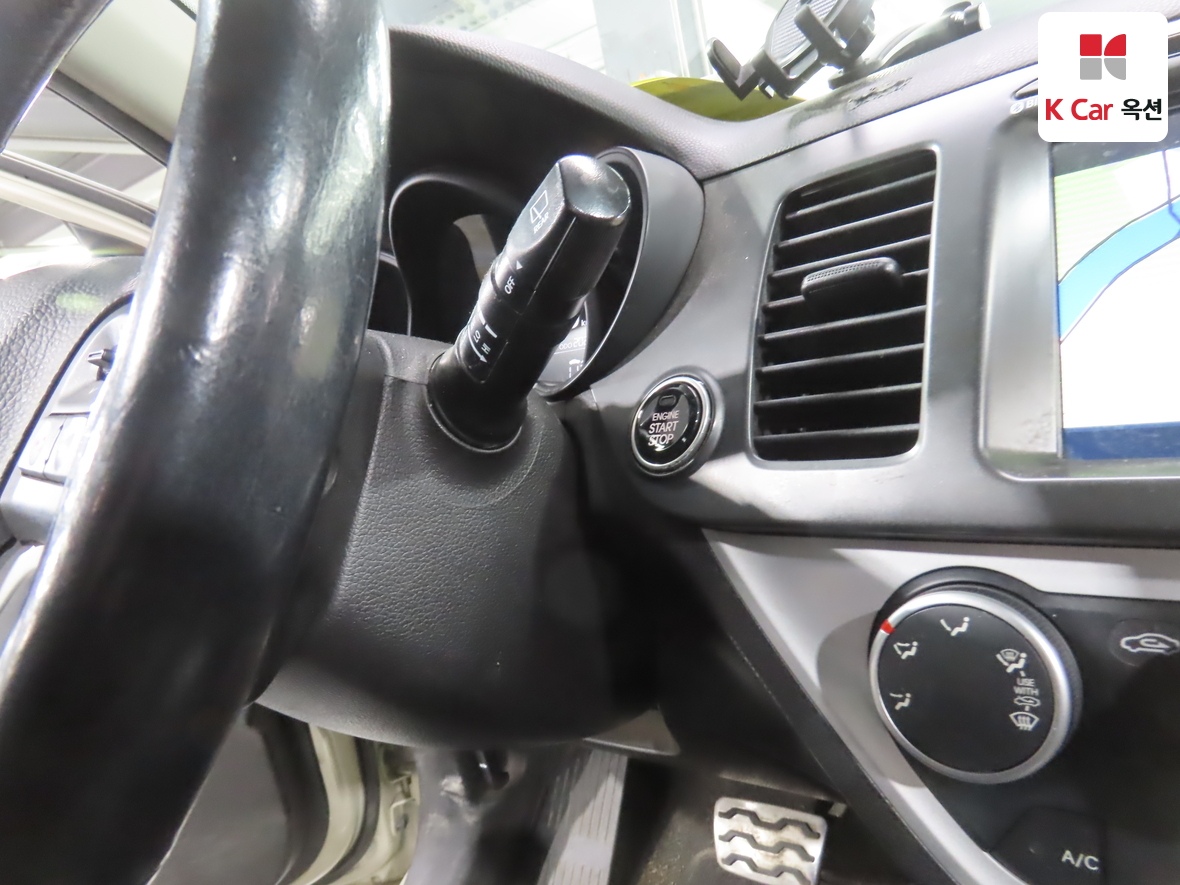 Kia Morning 2013 - Image 11