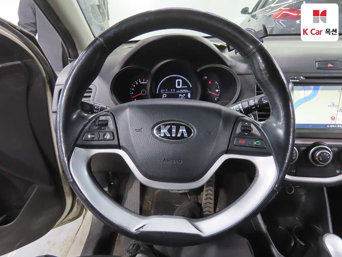 Kia Morning 2013 - Image 10