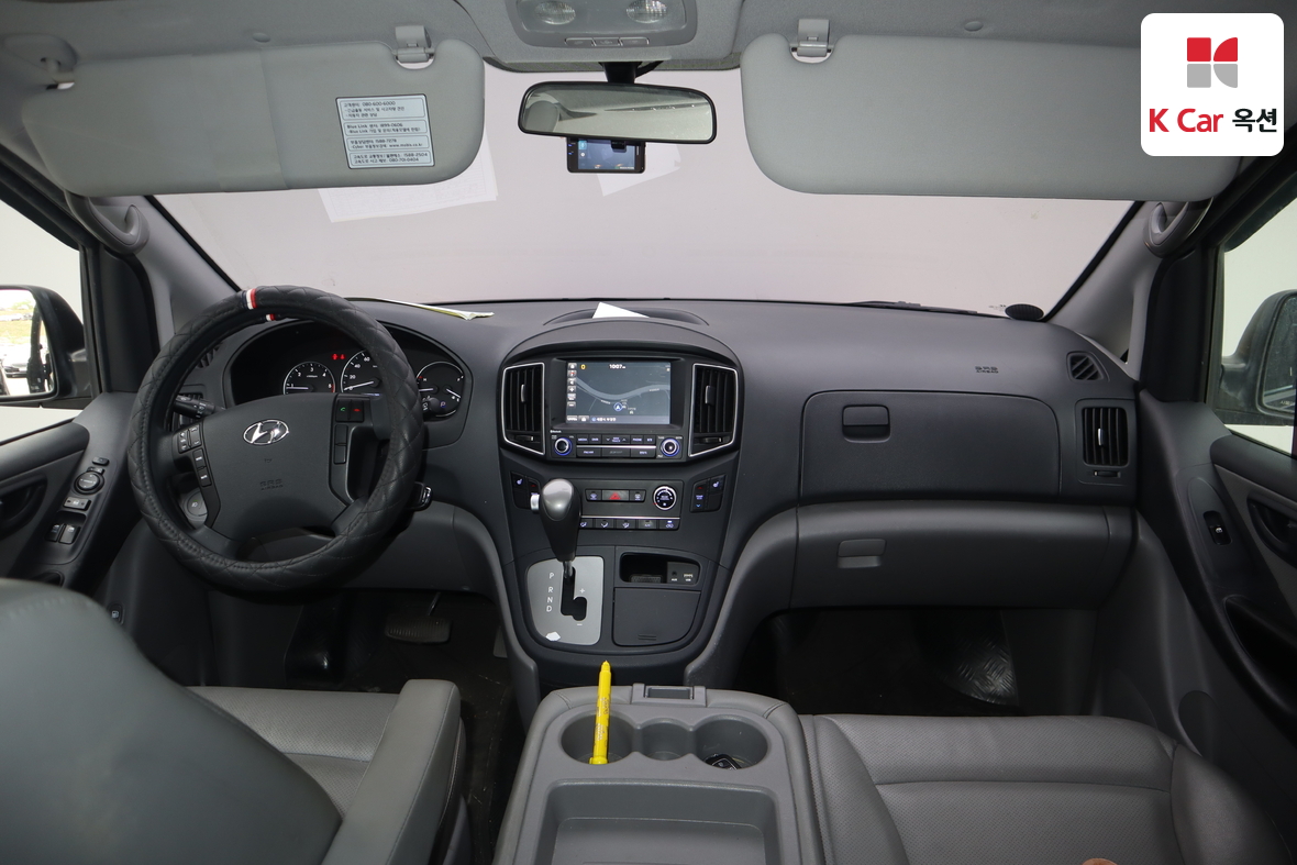 Hyundai Grand Starex - 3
