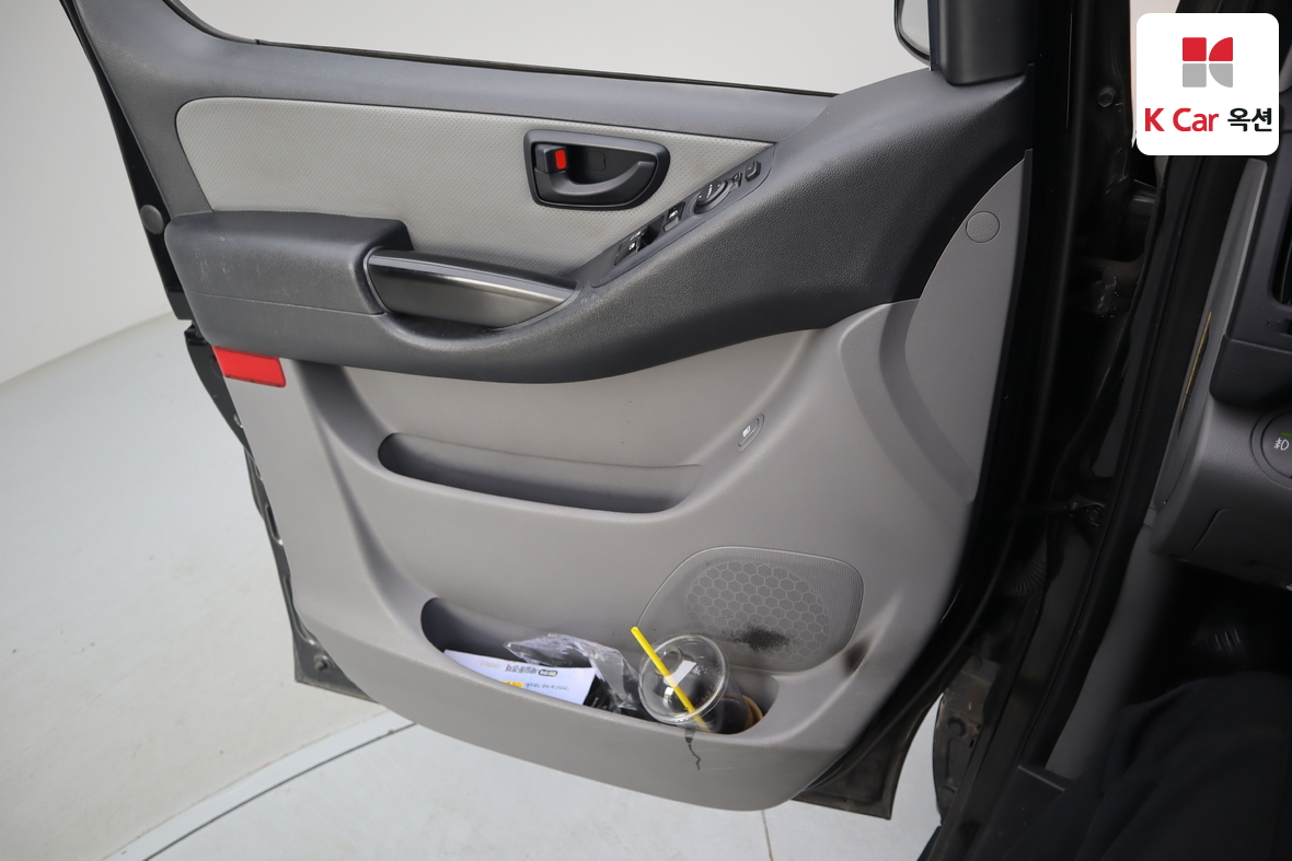 Hyundai Grand Starex - 8
