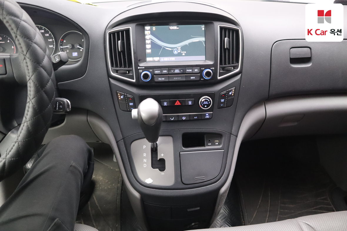 Hyundai Grand Starex - 6