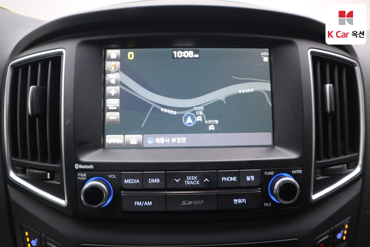 Hyundai Grand Starex - 13