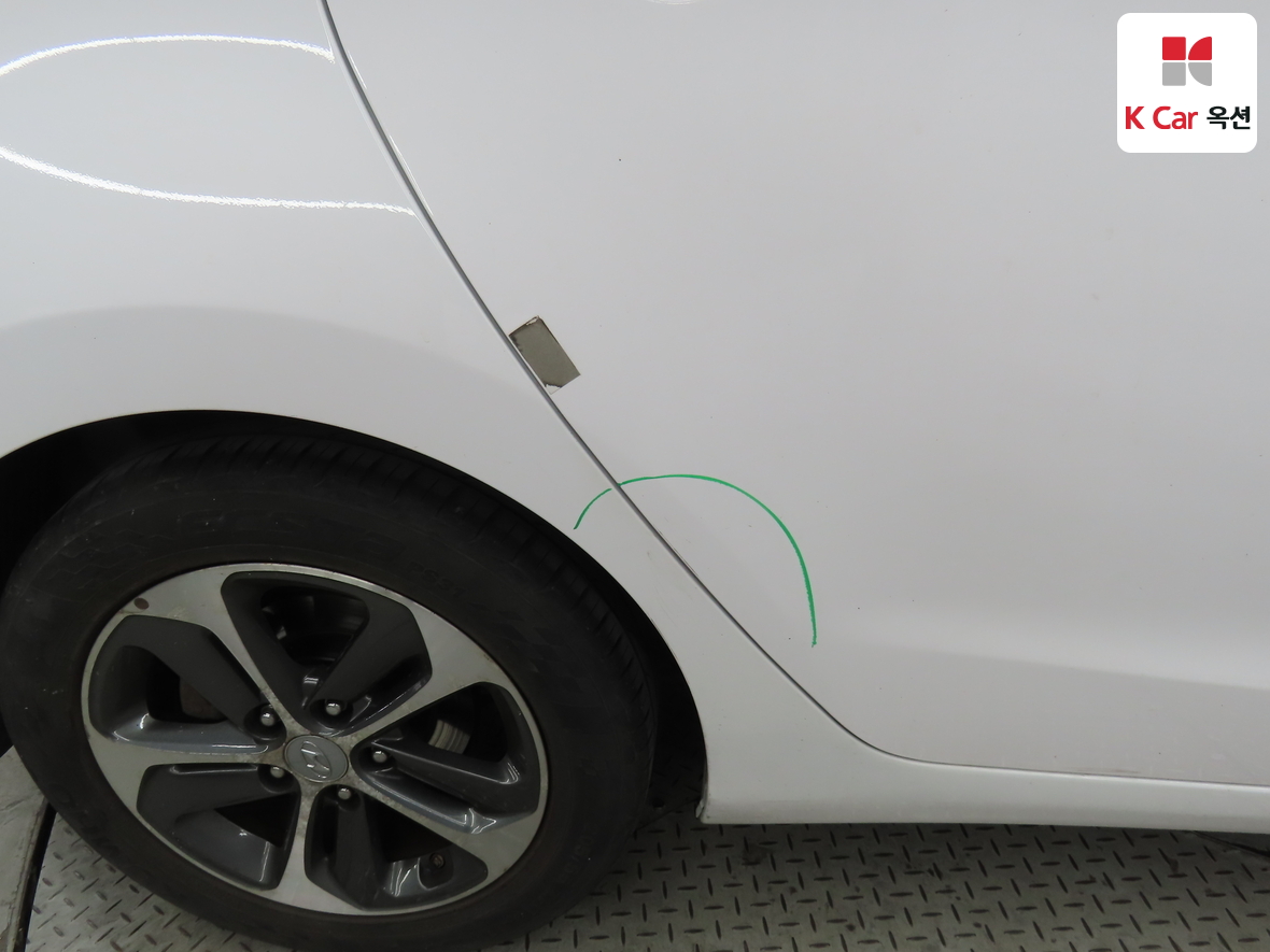 Hyundai i30 2015 - Image 43