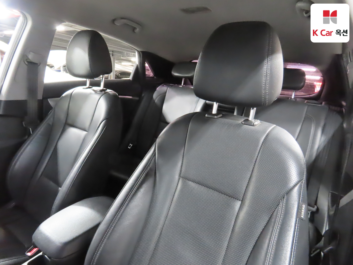 Hyundai i30 2015 - Image 20