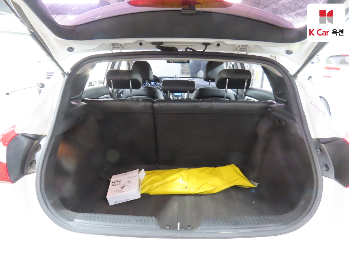 Hyundai i30 2015 - Image 26