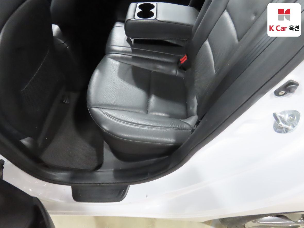 Hyundai i30 2015 - Image 24