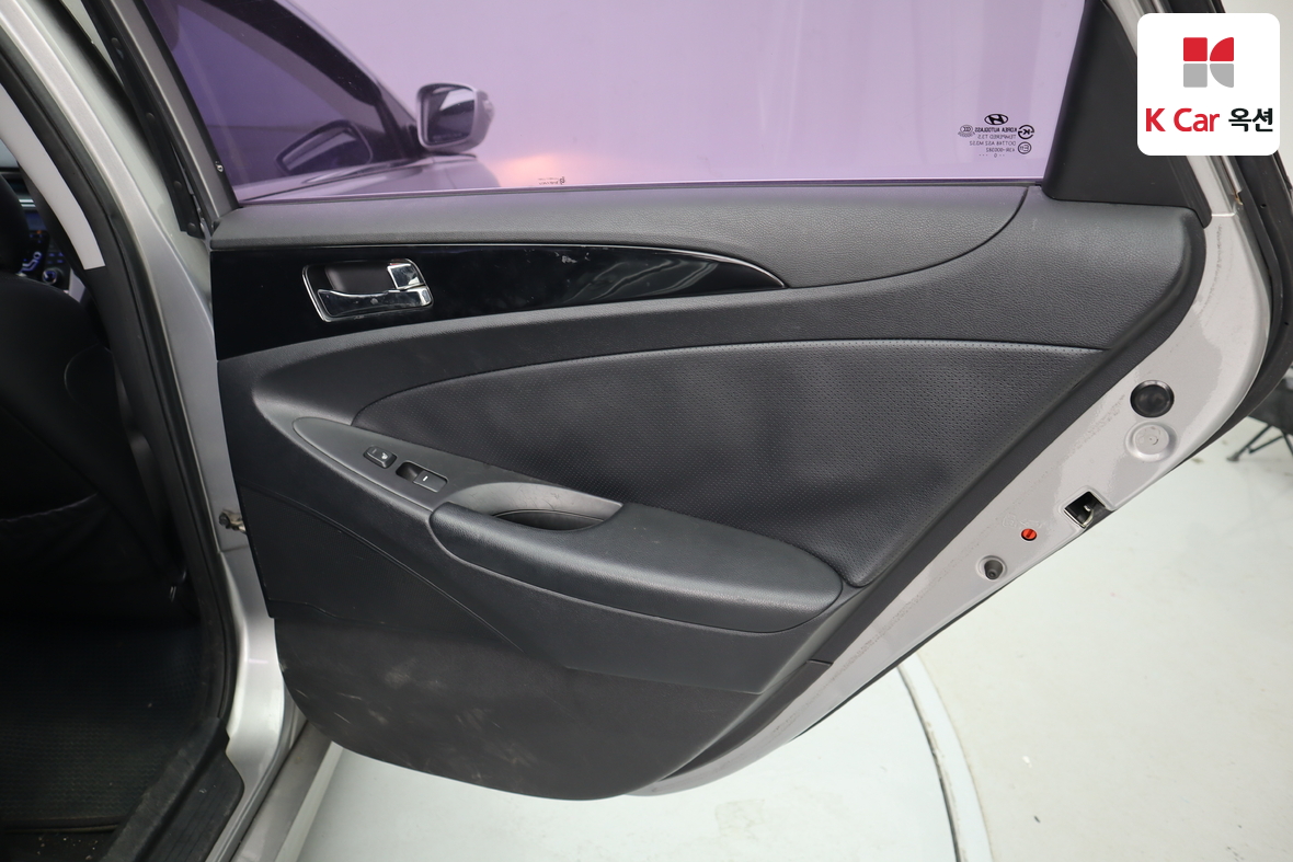 Hyundai Sonata - 25