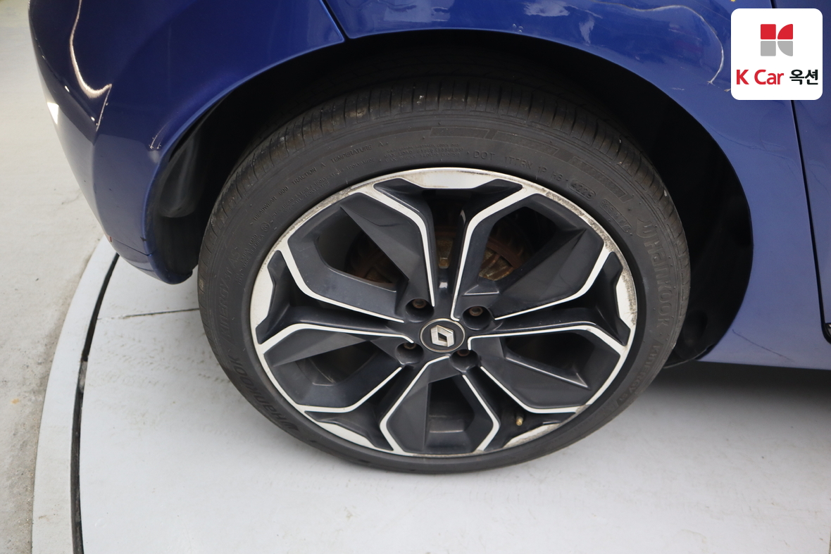Renault Samsung Clio - 41
