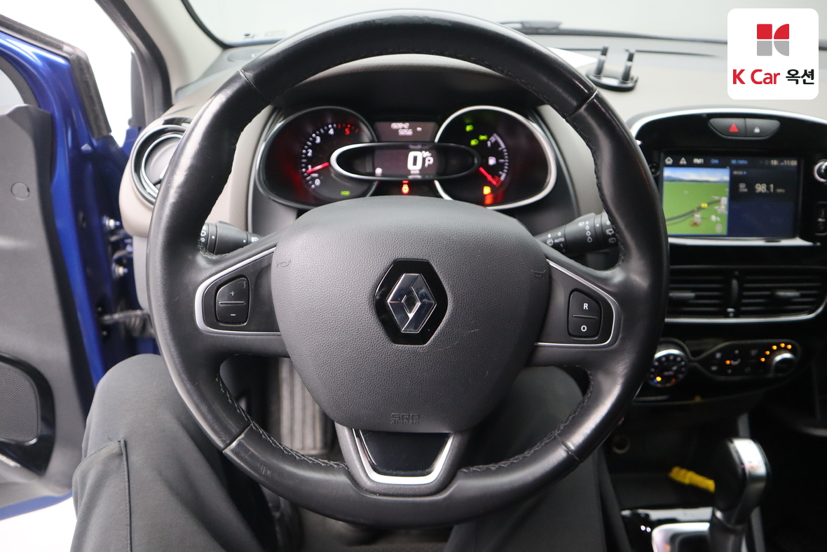 Renault Samsung Clio - 10