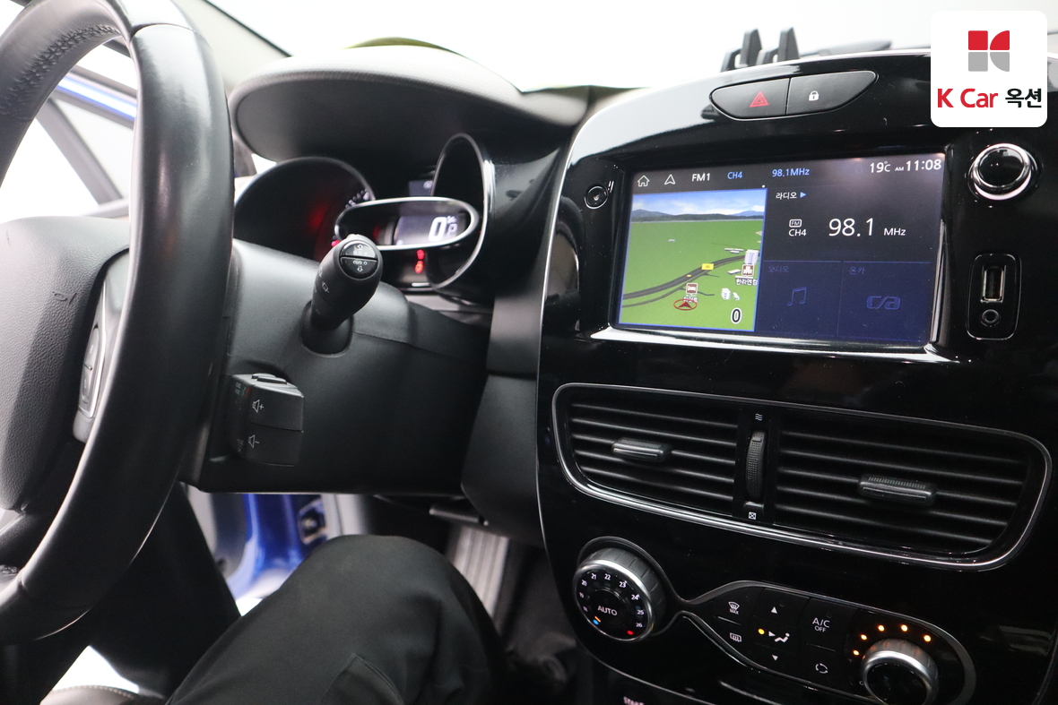 Renault Samsung Clio - 11