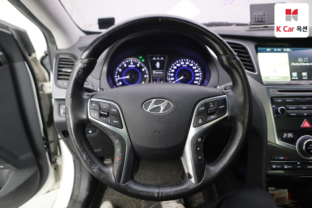 Hyundai AZERA - 10