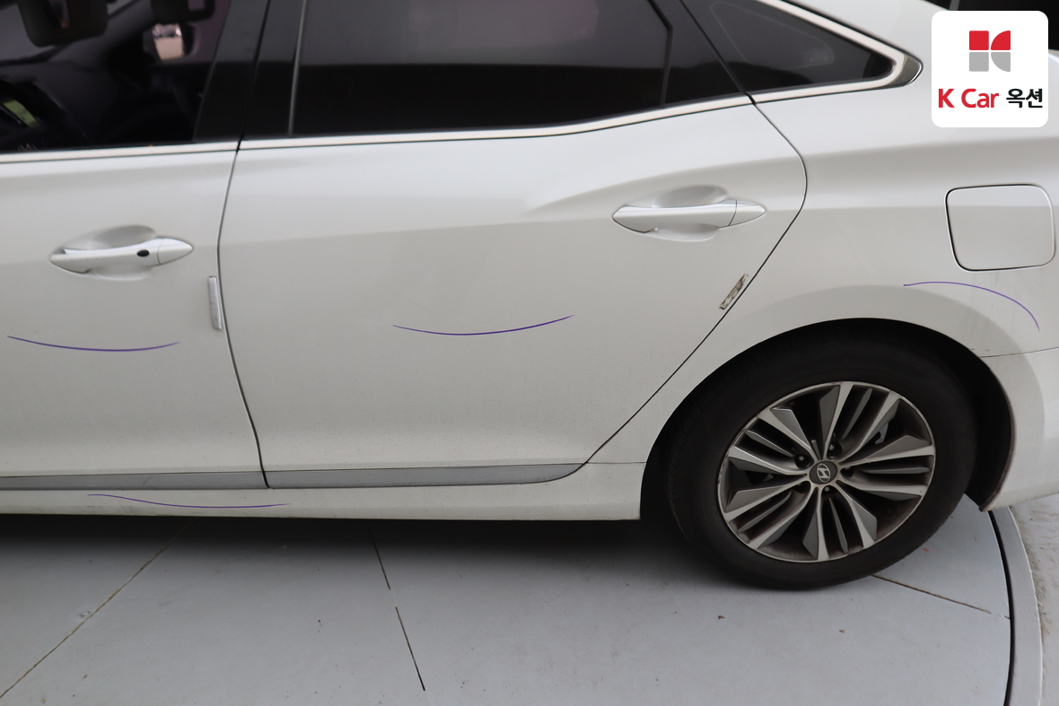 Hyundai AZERA - 39