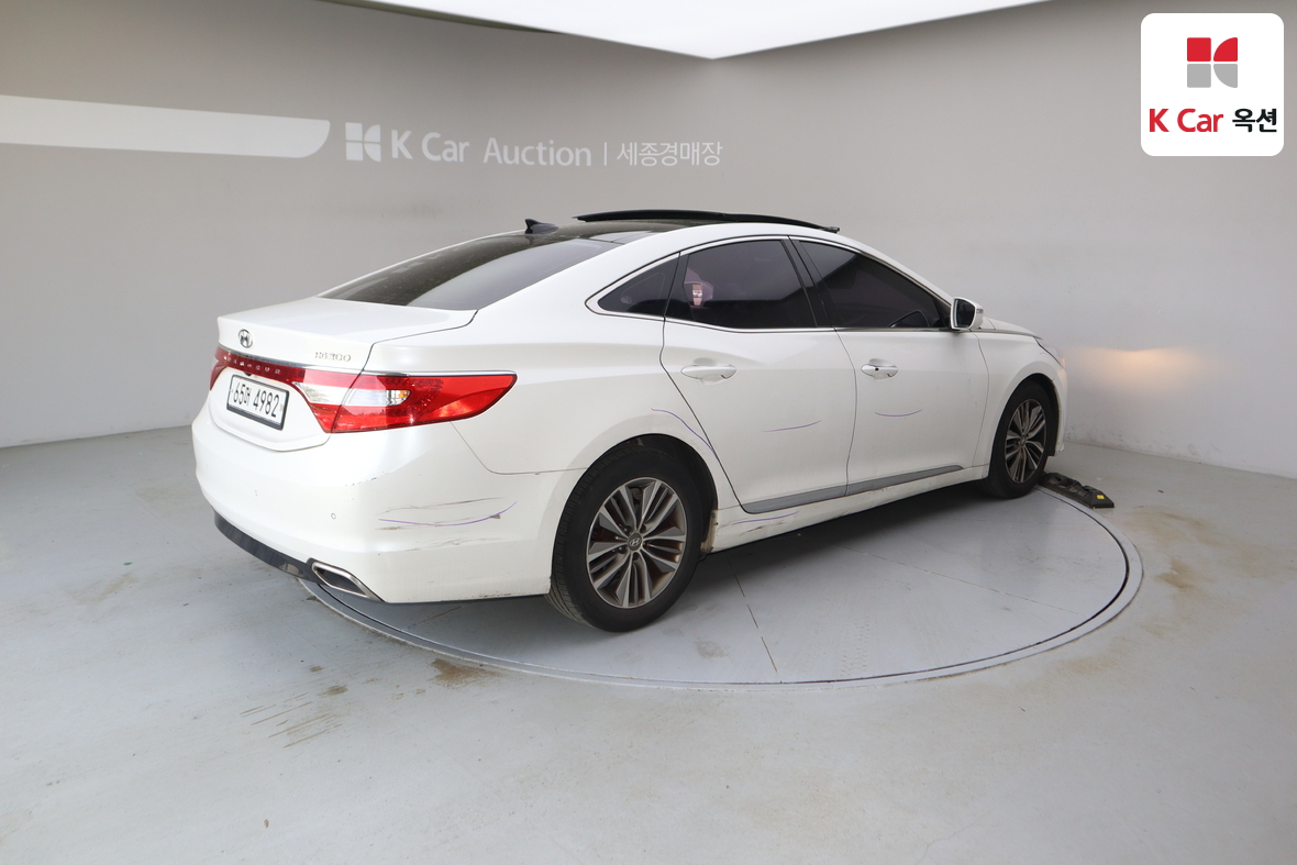 Hyundai AZERA - 2