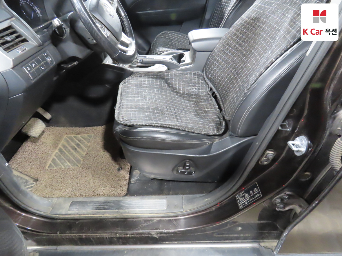KG Mobility Rexton Sports 2019 - Image 19