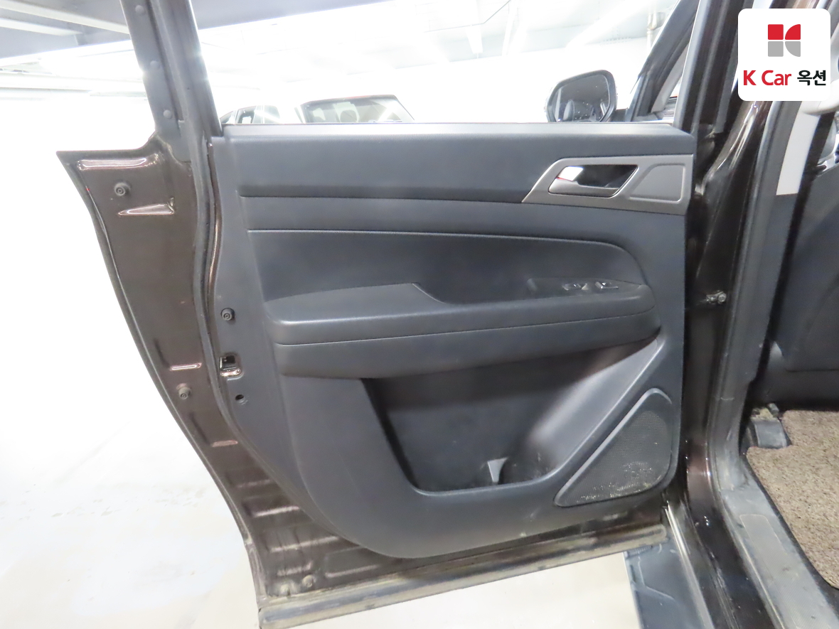 KG Mobility Rexton Sports 2019 - Image 24