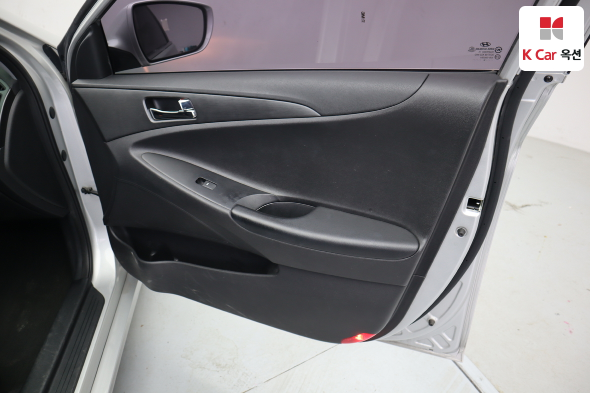 Hyundai Sonata - 27