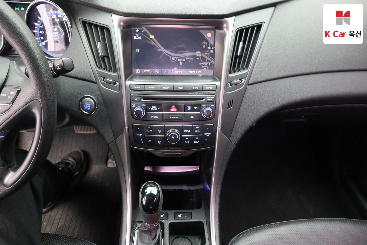 Hyundai Sonata - 6
