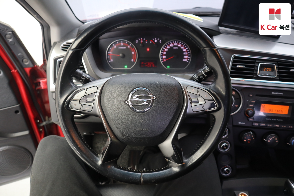 KG Mobility Korando Sports - 10
