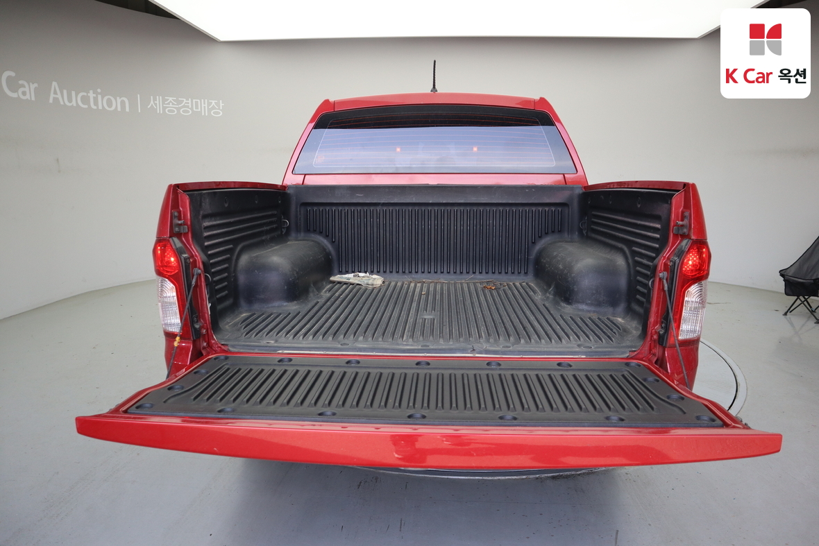 KG Mobility Korando Sports - 24