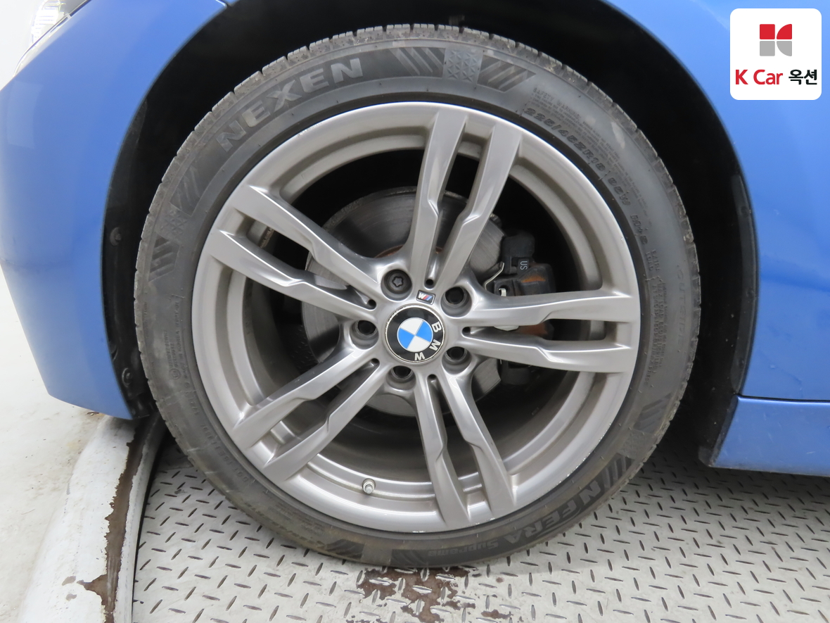 BMW 3 Series - 48