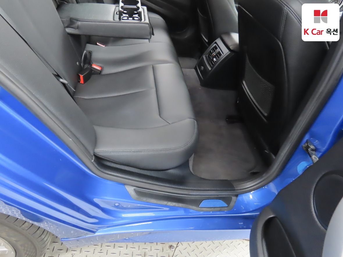 BMW 3 Series - 29