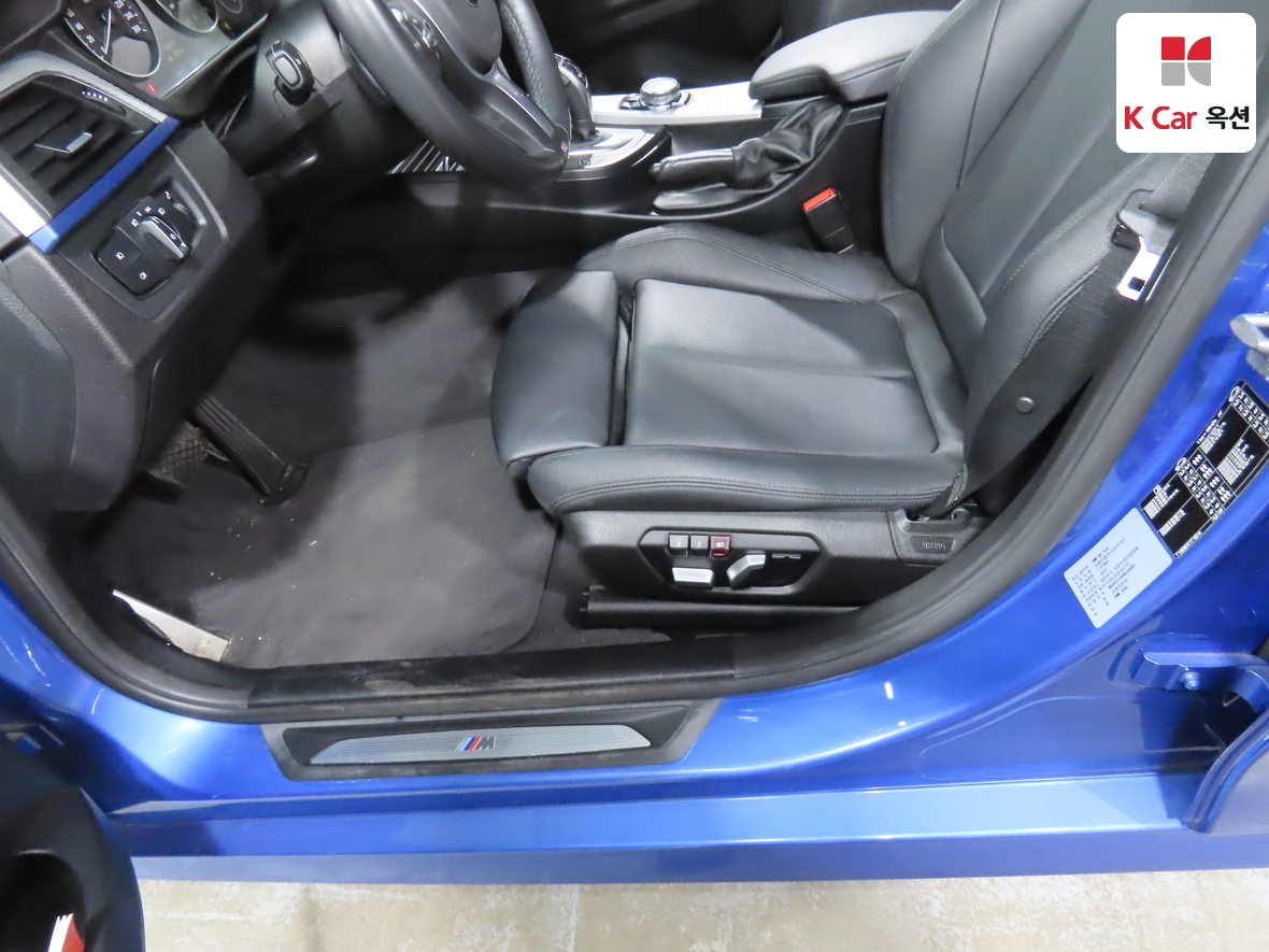 BMW 3 Series - 18