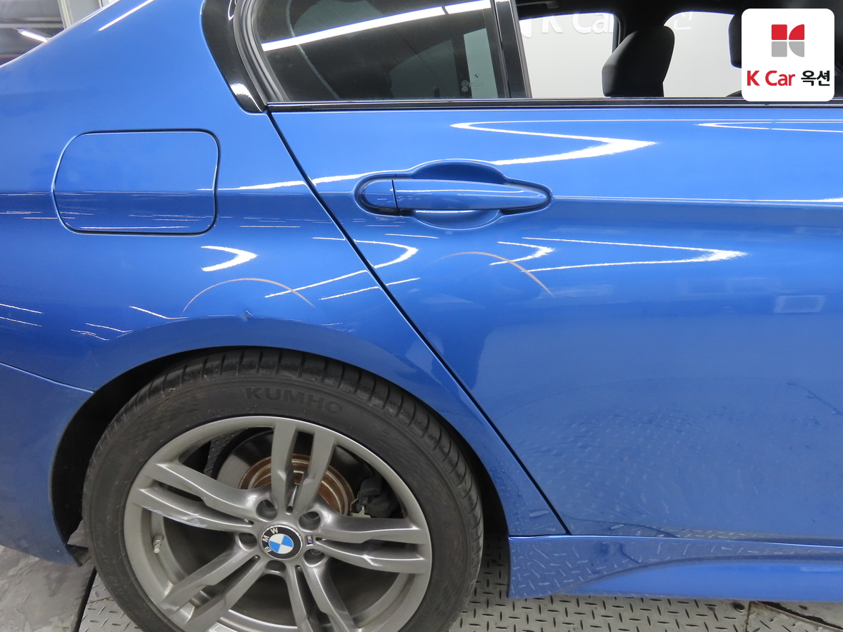 BMW 3 Series - 40