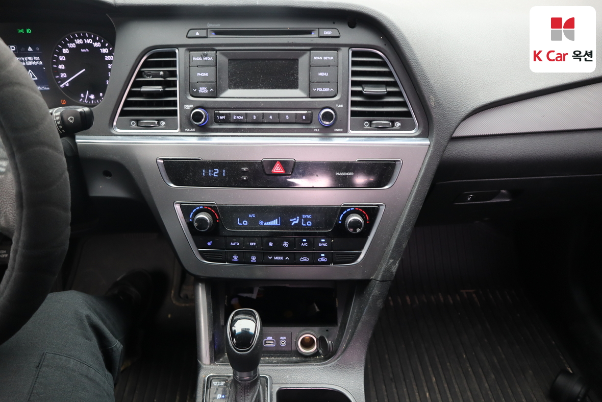 Hyundai Sonata - 6