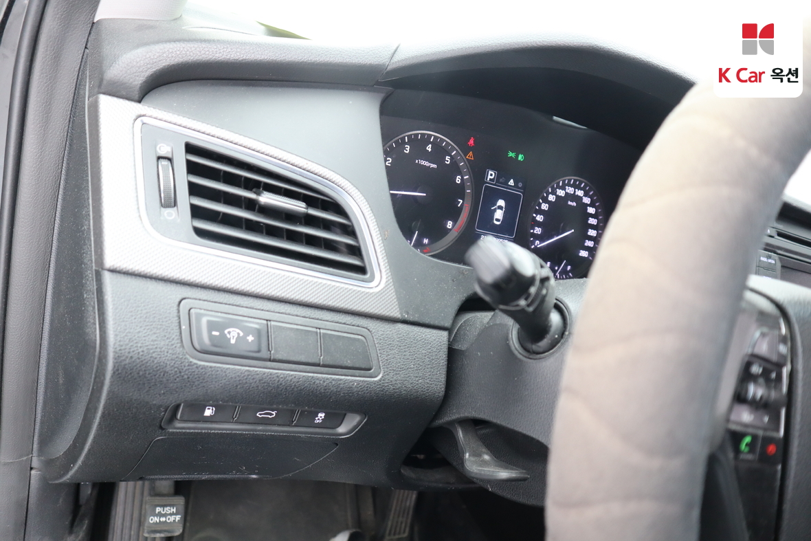 Hyundai Sonata - 9