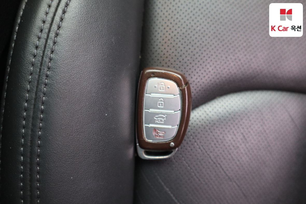 Hyundai Sonata - 17