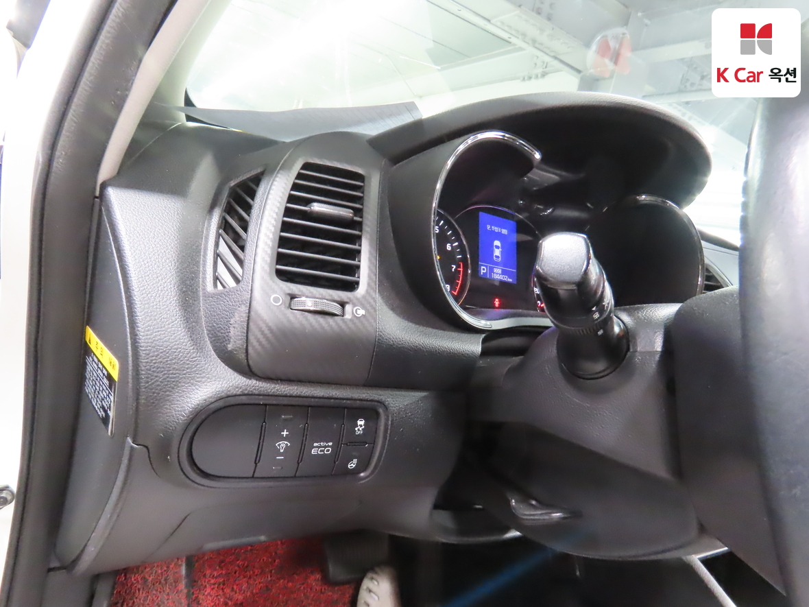 Kia K3 - 9