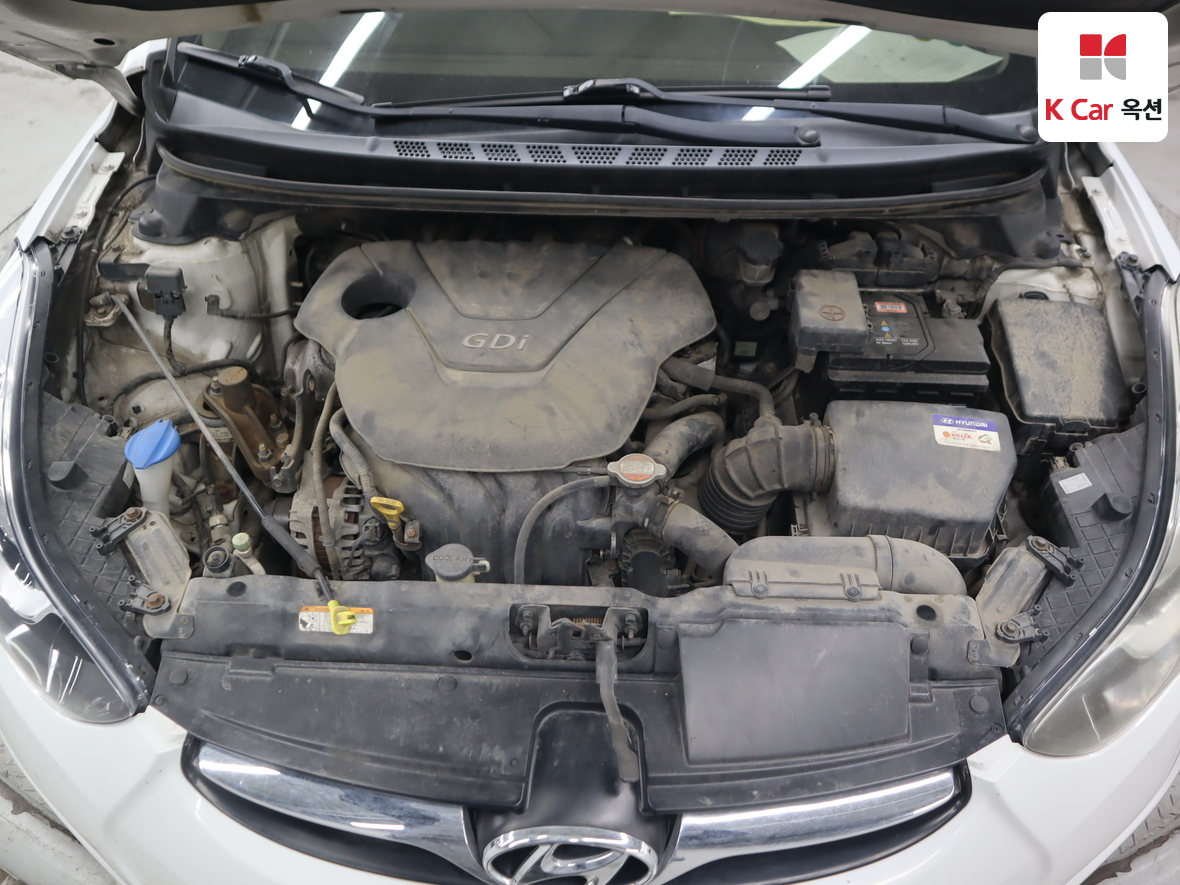 Hyundai Elantra 2011 - Image 34