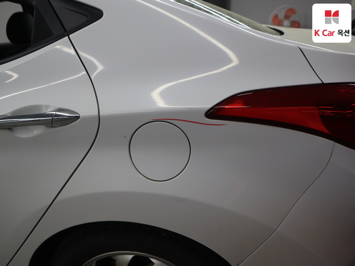 Hyundai Elantra 2011 - Image 39