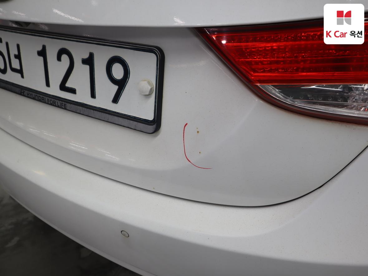 Hyundai Elantra 2011 - Image 41