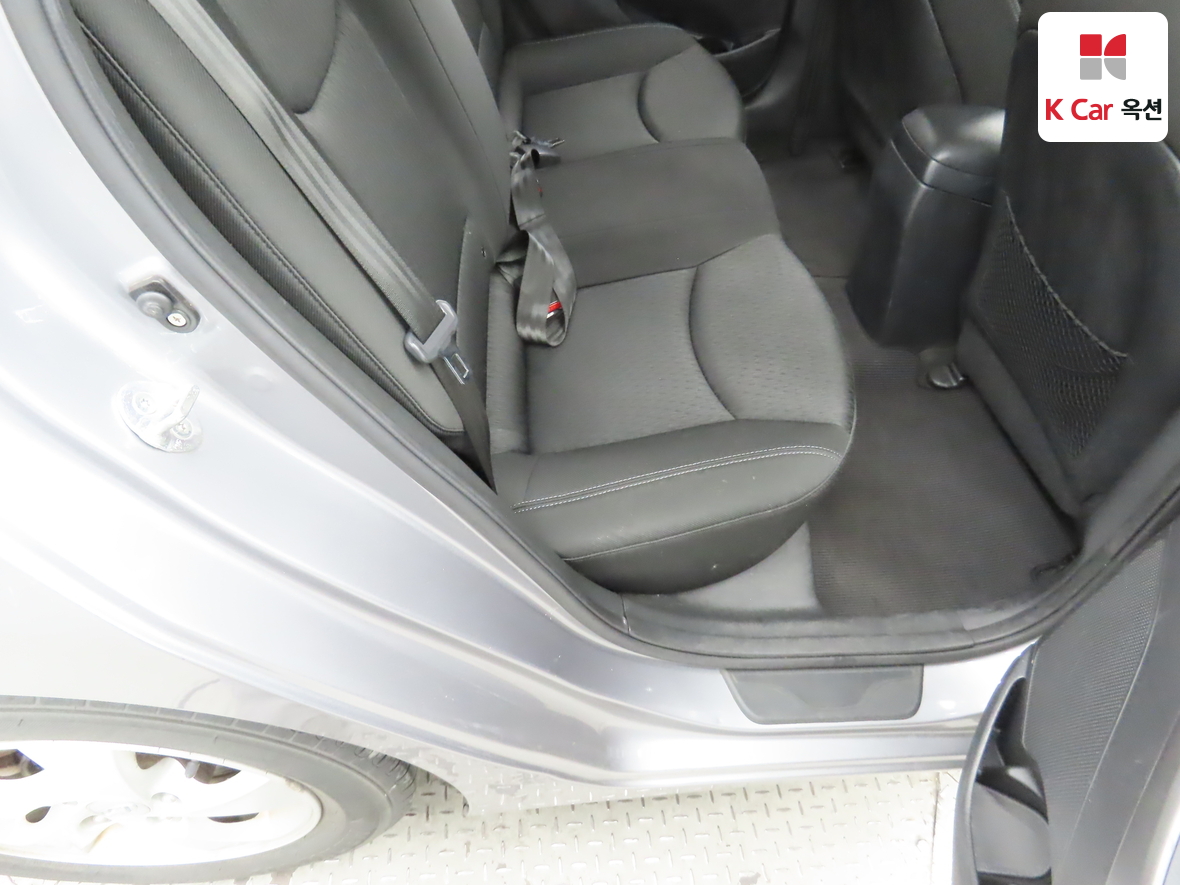 Hyundai Elantra 2012 - Image 26